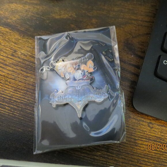 PS3 Collector Limited Edition Kingdom Hearts II.5 ReMix with pin - Picture 4 of 5